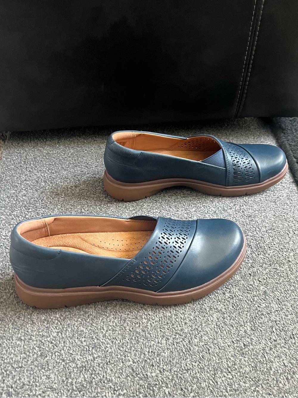 Clarks Certina Edge Leather Women's Navy Slip-On Loafers - Picture 9 of 14